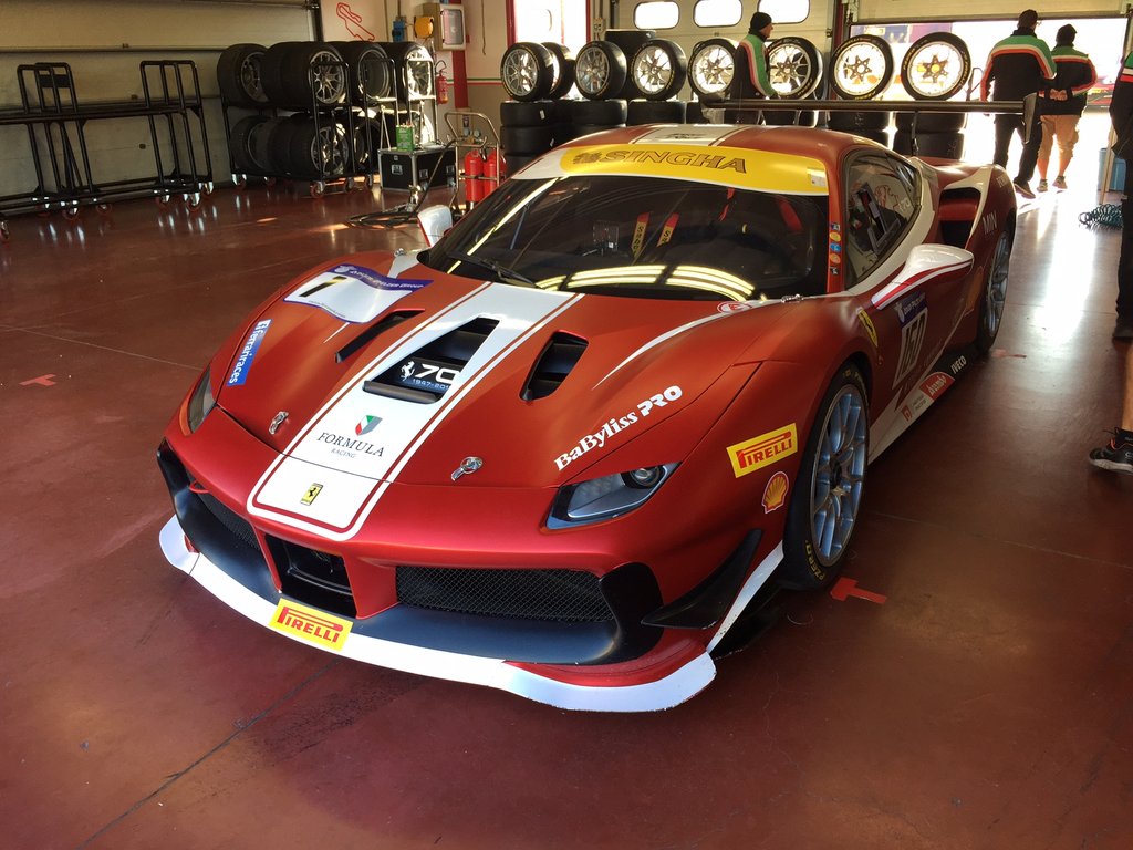 Danske Nicklas Nielsen får sin debut i denne Ferrari 488, når han i den kommende weekend skal køre med i Ferrari Finali Mondiali i Italien